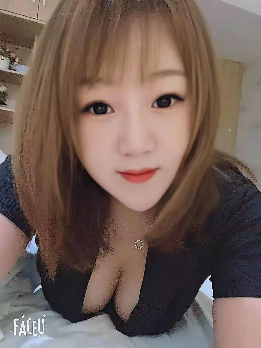 李村薇薇艹起很爽